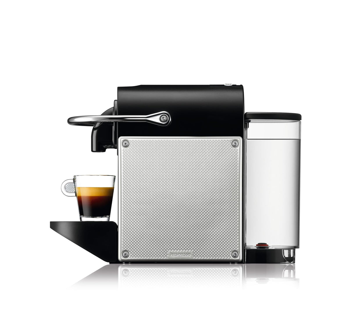Compact Espresso Machine with 19-Bar Pump M57162